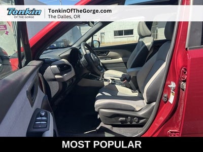 2025 Subaru Forester Premium