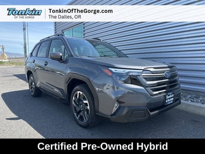 2025 Subaru Forester Hybrid Premium Hybrid