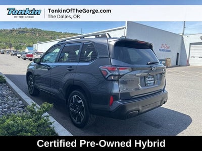 2025 Subaru Forester Hybrid Premium Hybrid