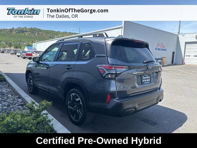 2025 Subaru Forester Hybrid Premium Hybrid