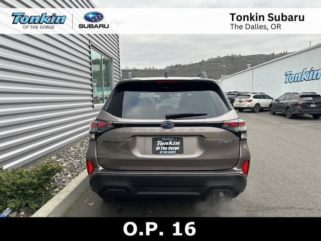 2025 Subaru FORESTER Premium Hybrid