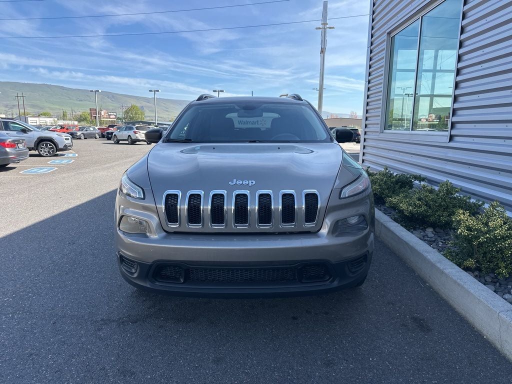 2017 Jeep Cherokee Sport