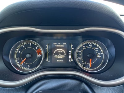 2017 Jeep Cherokee Sport