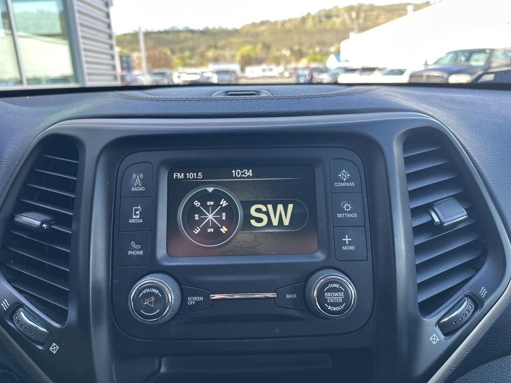 2017 Jeep Cherokee Sport