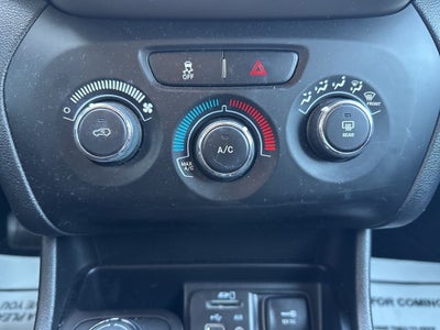 2017 Jeep Cherokee Sport