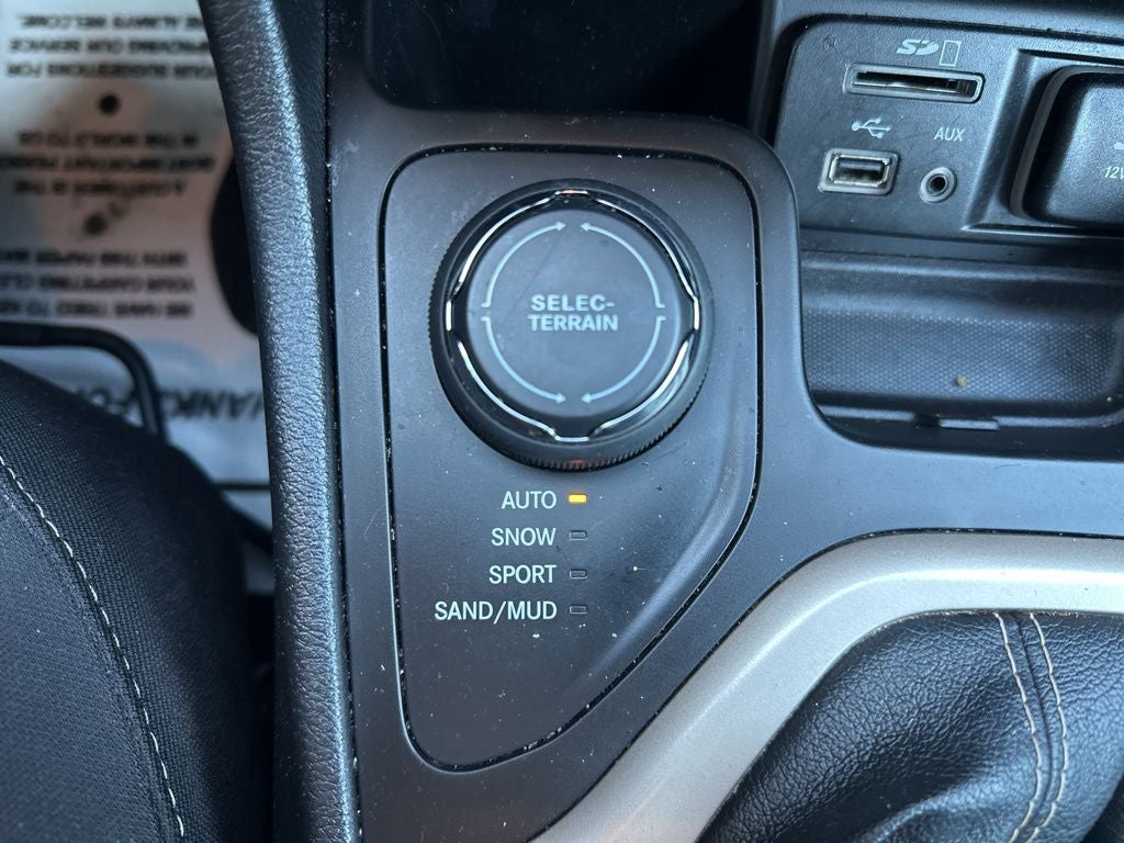 2017 Jeep Cherokee Sport