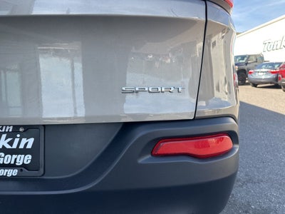 2017 Jeep Cherokee Sport