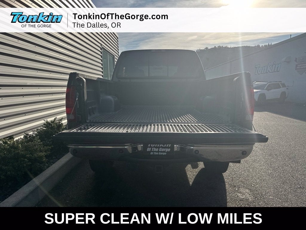 2004 Ford F-350SD Lariat
