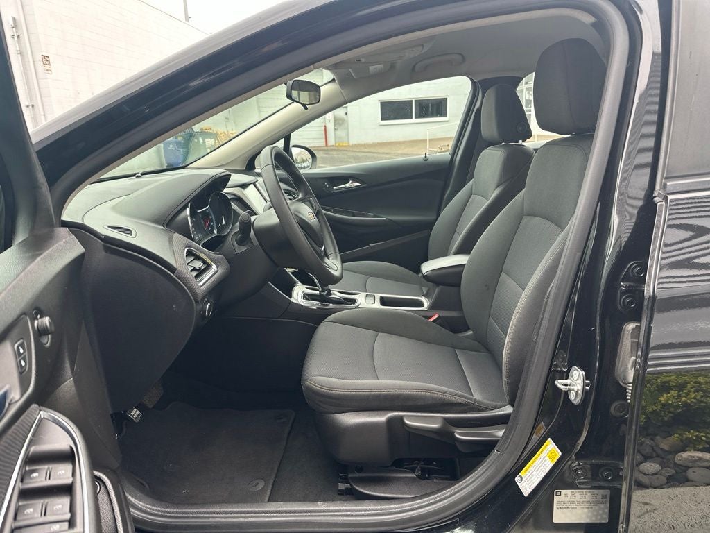2017 Chevrolet Cruze LS