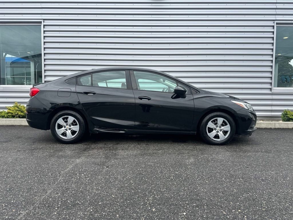 2017 Chevrolet Cruze LS