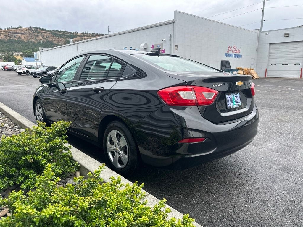 2017 Chevrolet Cruze LS