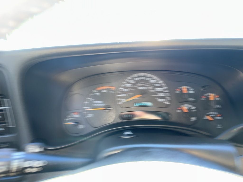 2004 Chevrolet Silverado 2500HD LS