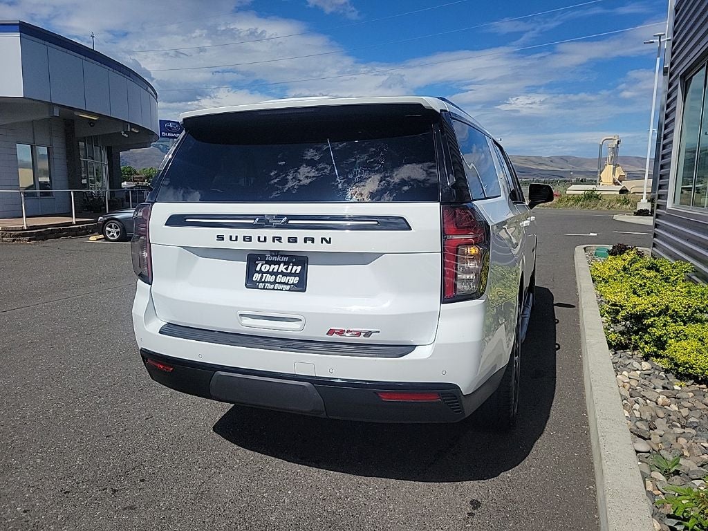 2023 Chevrolet Suburban RST