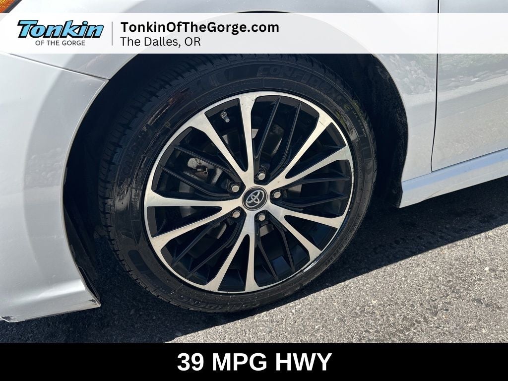 2019 Toyota Camry SE