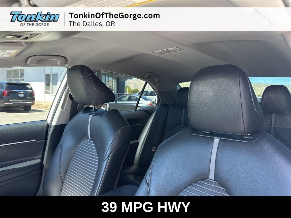 2019 Toyota Camry SE