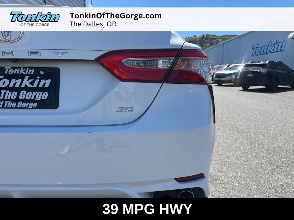 2019 Toyota Camry SE