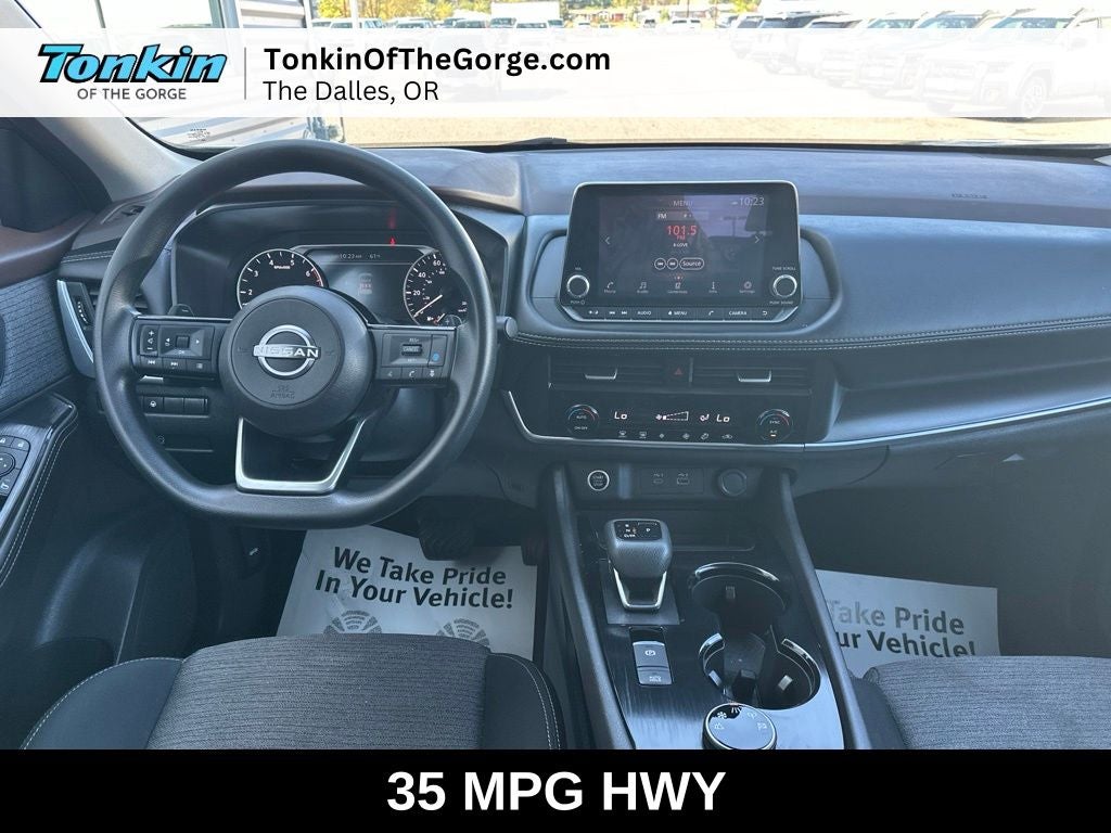 2023 Nissan Rogue SV