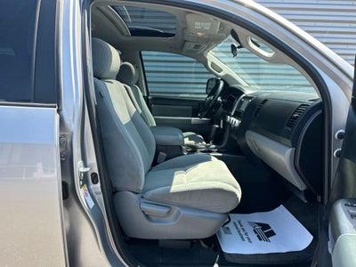 2019 Toyota Sequoia SR5 5.7L