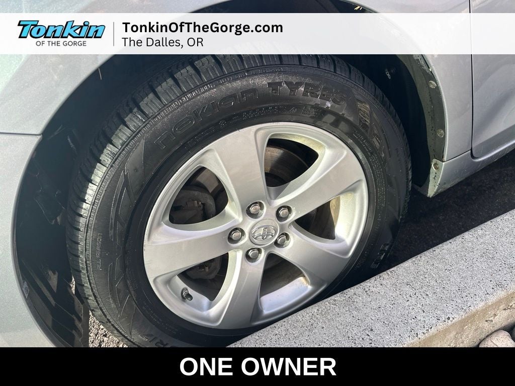 2016 Toyota Sienna LE 8 Passenger
