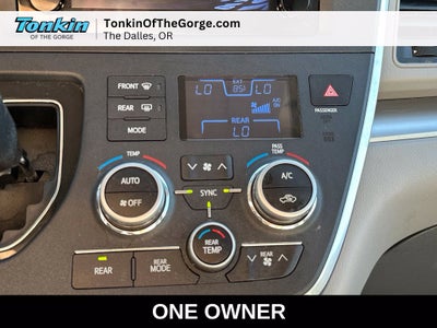 2016 Toyota Sienna LE 8 Passenger