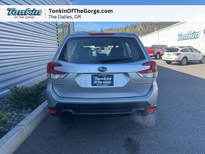 2019 Subaru Forester Base