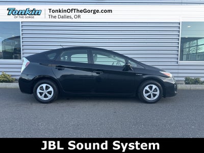 2014 Toyota Prius Three