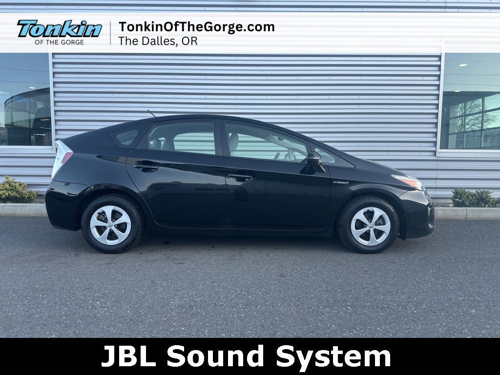 2014 Toyota Prius Three