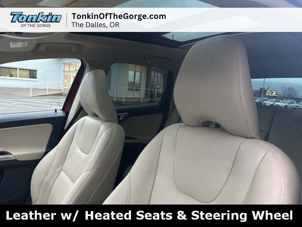 2016 Volvo XC60 T6 Drive-E Platinum