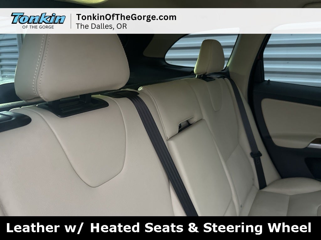 2016 Volvo XC60 T6 Drive-E Platinum